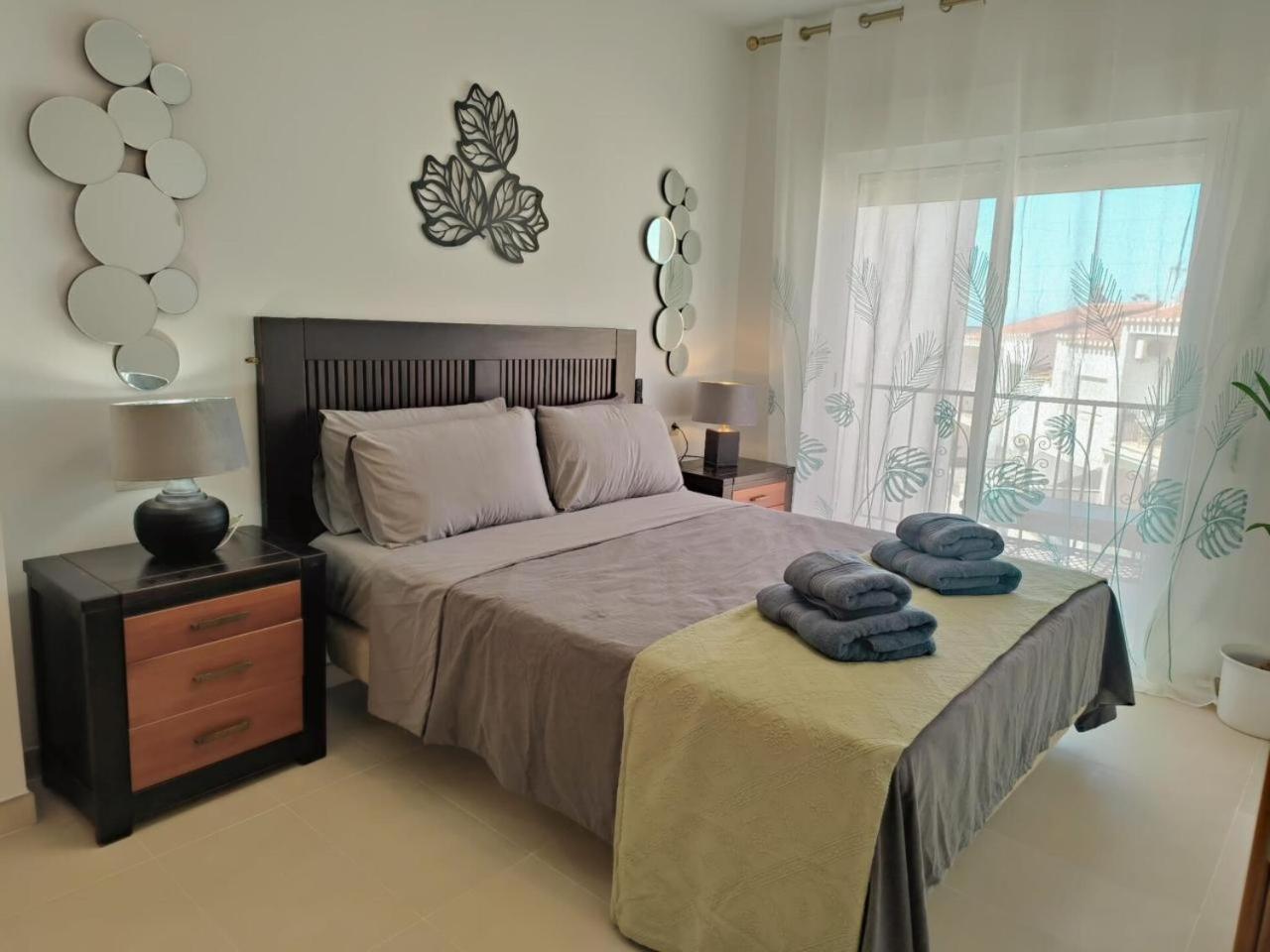 Casa En *